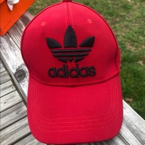Adidas stretch adjustable cap (classic)